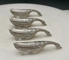 BEAUTIFUL VINTAGE CHROME SET OF (4) METAL ART DECO SWAN KNIFE RESTS c1950 g