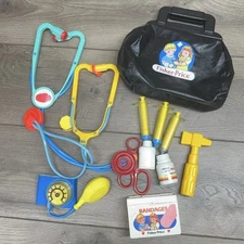 Vintage 1987 Fisher Price Doctor Kit Doctor's Bag Medical Set