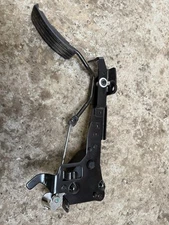 RENAULT KANGOO MK2 MERCEDES CITAN 2013-21 THROTTLE ACCELERATOR PEDAL 8200153272