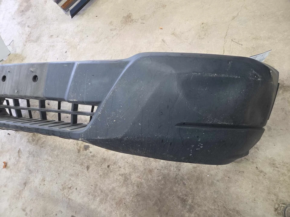 19 FORD TRANSIT 250 Front Bumper (No Shipping) Foto 2 de 4