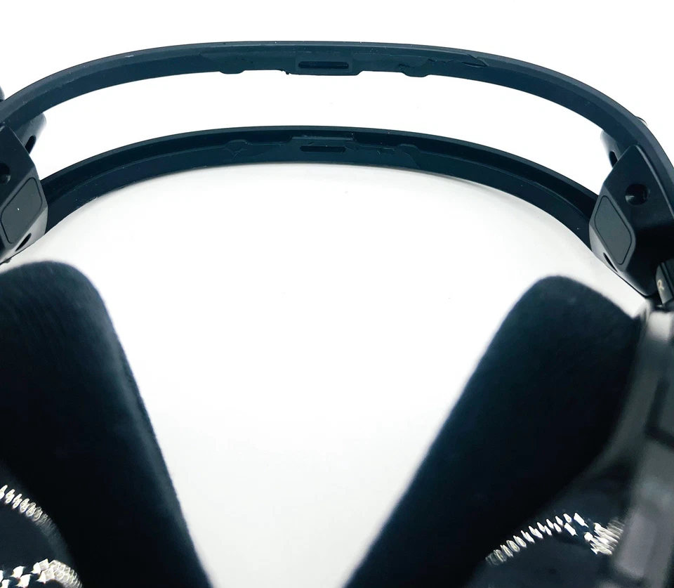 ASTRO Gaming A50 Wireless + Base Station for Xbox Series X | S & PC - Black/Gold - Image 3 of 4