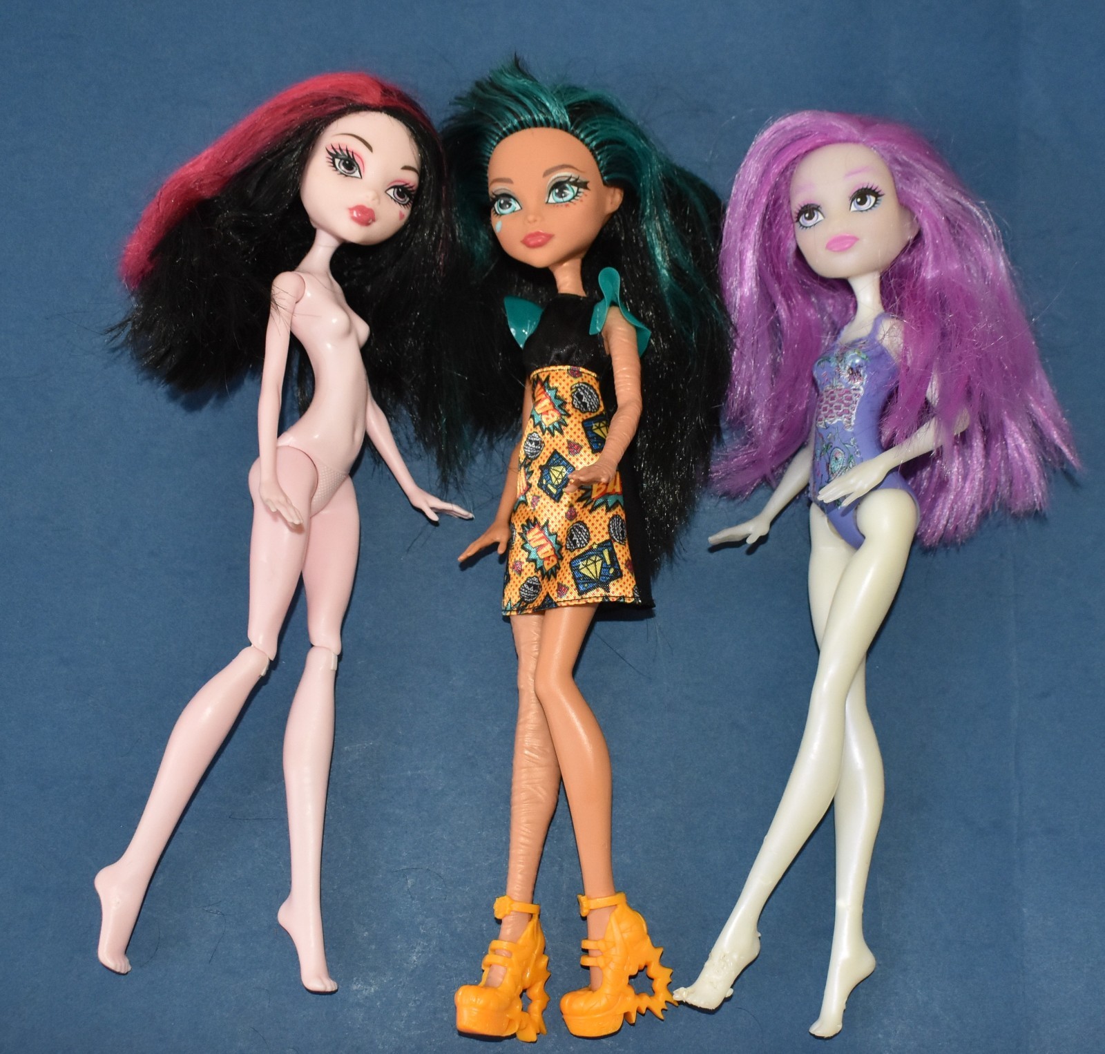 Monster High Doll Lot Of 3 Dolls G2 - Draculaura, Cleo and Ari