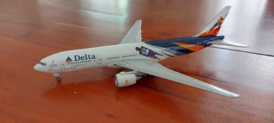 Gemini Jets 1:400 B777-200ER Delta Air Lines ''Salt Lake 2002'' in OVP wie neu