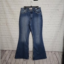 Wrangler Women  s Denim High Rise Fierce Flare Jeans 12 31x32 Boho Western