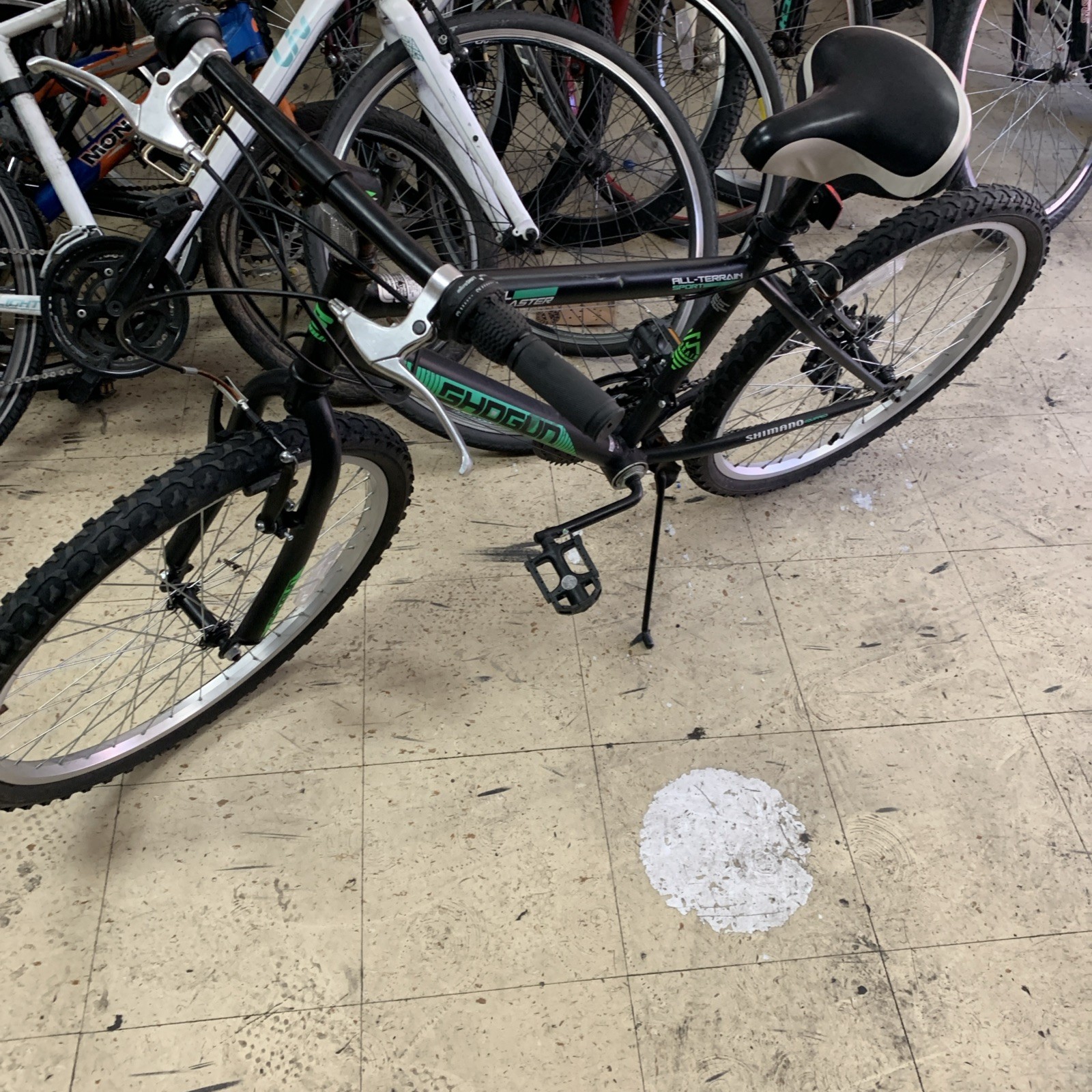 Shogun Trail Blaster Sport 26&rdquo; Bicycle - NYC PICKUP ONLY