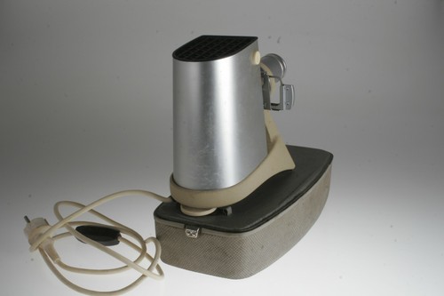 Leitz Prado SM mit KB Diaschieber mit 2,5/8,5cm Hektor - Bild 4 von 7
