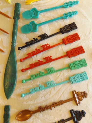 LOT OF 42 TIKI BAR SWIZZLE STICKS WITH LU LU SHRINER W/ FEZ PLANTER / HOLDER - Picture 7 of 24