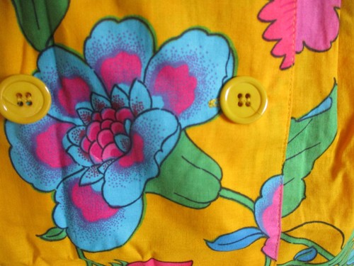 MONDI - GORGEOUS RETRO, YELLOW/MULTI FLORAL PRINT, BELTED, WRAP DRESS - SIZE S - Picture 5 of 12