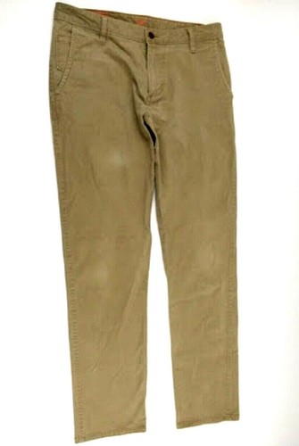 Dockers Athletic Fit Alpha Collection 
