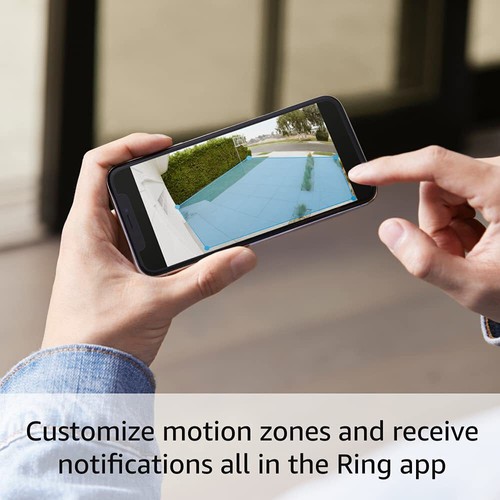 Ring Floodlight Cam Wired Plus | Video HD 1080p attivato dal movimento - Bianco (2021) - Foto 7 di 8