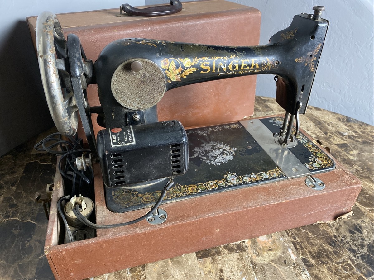 Singer Antique 1907 Model 27 Sewing Machine w Case Pheasant Design