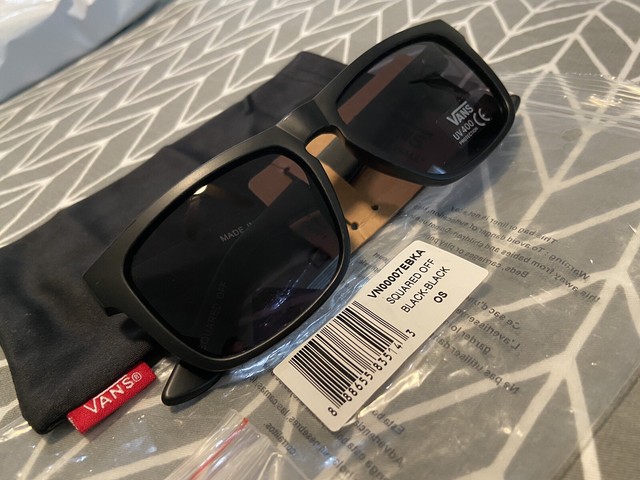 vans squared off black yellow