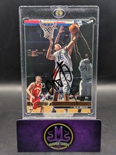 2001-02 Topps Stadium Club Zhizhi Wang Auto In Person On Card Dallas Mavericks