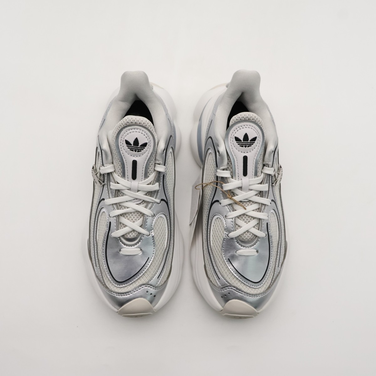 KI0557 adidas Originals Ozvenuz Silver Metallic Grey One Crystal