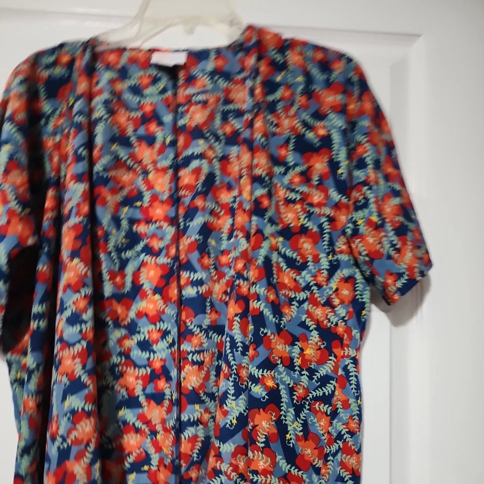 Top floral tropical de playa/piscina LuLaRoe, talla 3 Foto 3 de 4