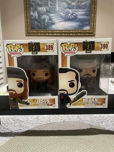 Funko Pop! Vinyl: The Walking Dead - Paul "Jesus" Rovia #389 & Negan #390