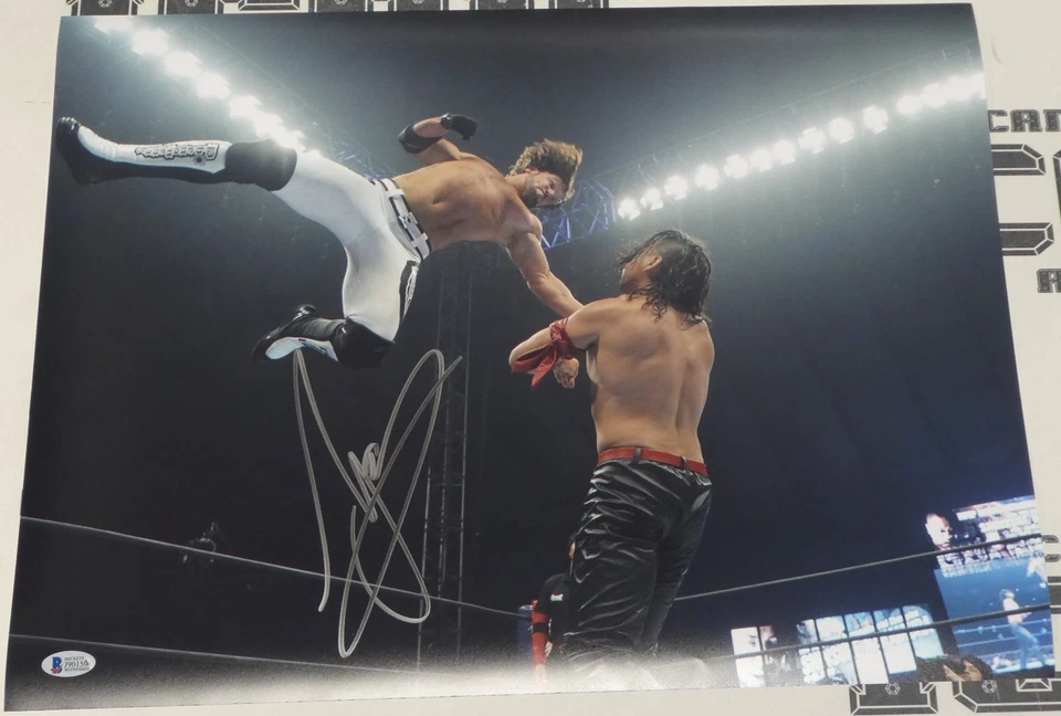 Foto assinada por AJ Styles 16x20 BAS CERTIFICADO DE AUTENTICIDADE WWE New Japan Pro Wrestling WK10 v Nakamura - Imagem 3 de 4