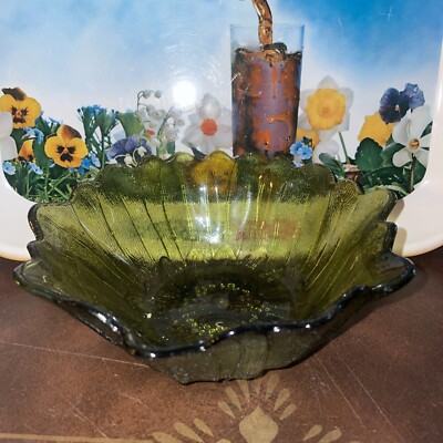 Vintage Indiana Glass Lily Pons Avocado Green Sunflower Bowl