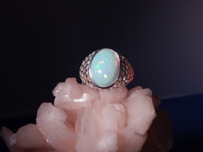 Gents Oval Ethiopian Opal Honeycomb Ring