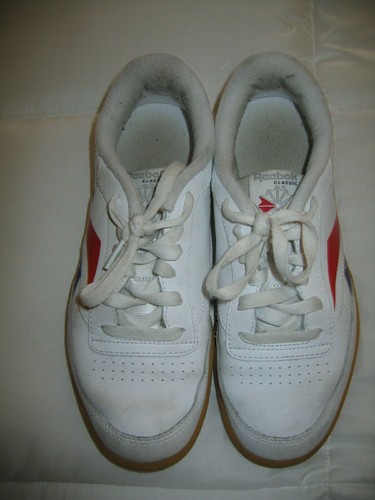 Zapato Deportivo Reebok Logo RARO Para Mujer Talla 6 Rojo Blanco Azul RARO - Imagen 4 de 5