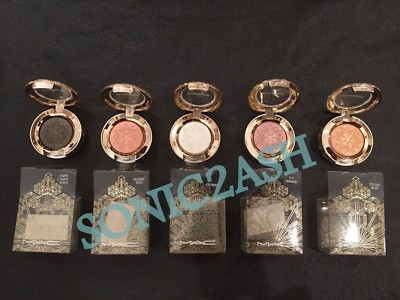 BNIB MAC SNOW BALL SNOWBALL Extra Dimension Eye shadow Holiday Stylishly Merry