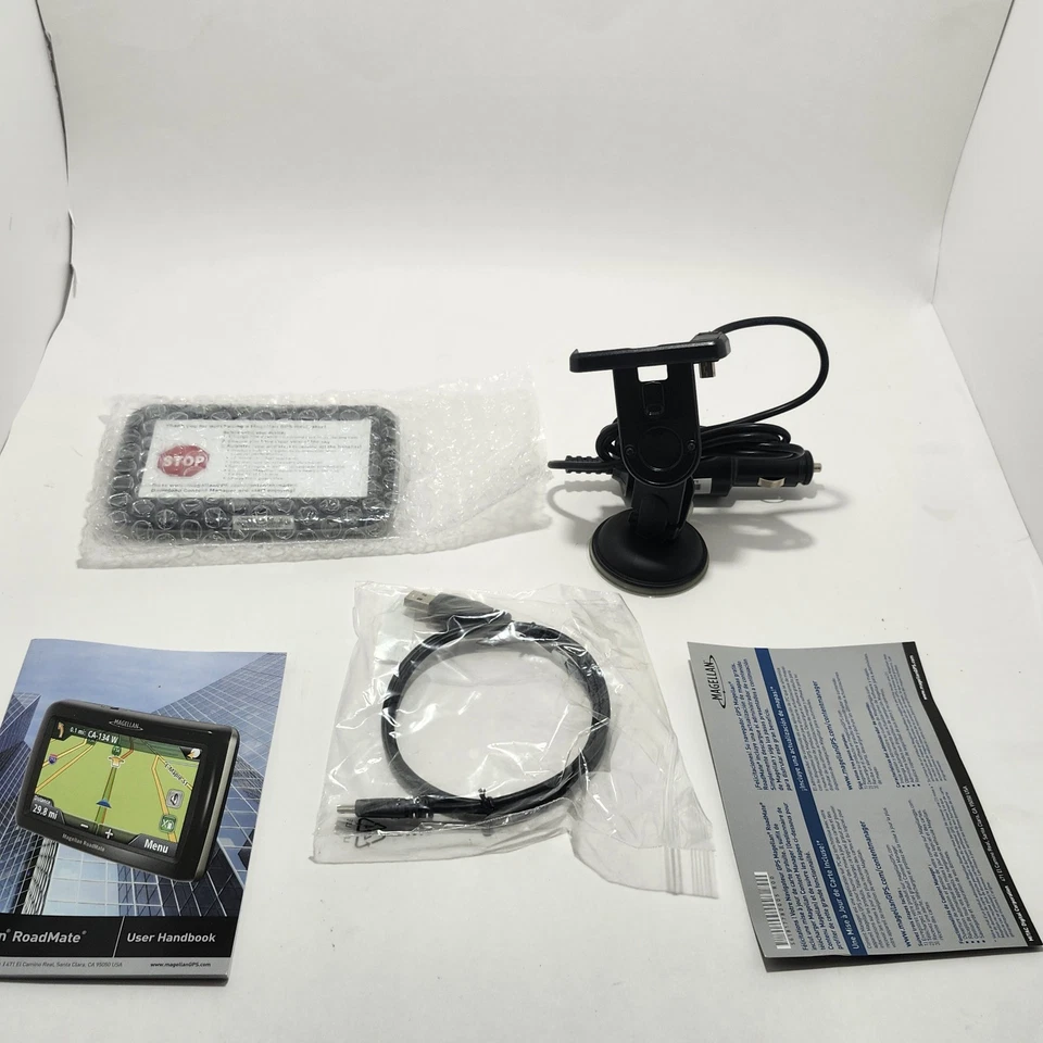 Open Box Magellan RoadMate 3120-MU 4.7 inch GPS Navigator - Black NEW - Image 2 of 4