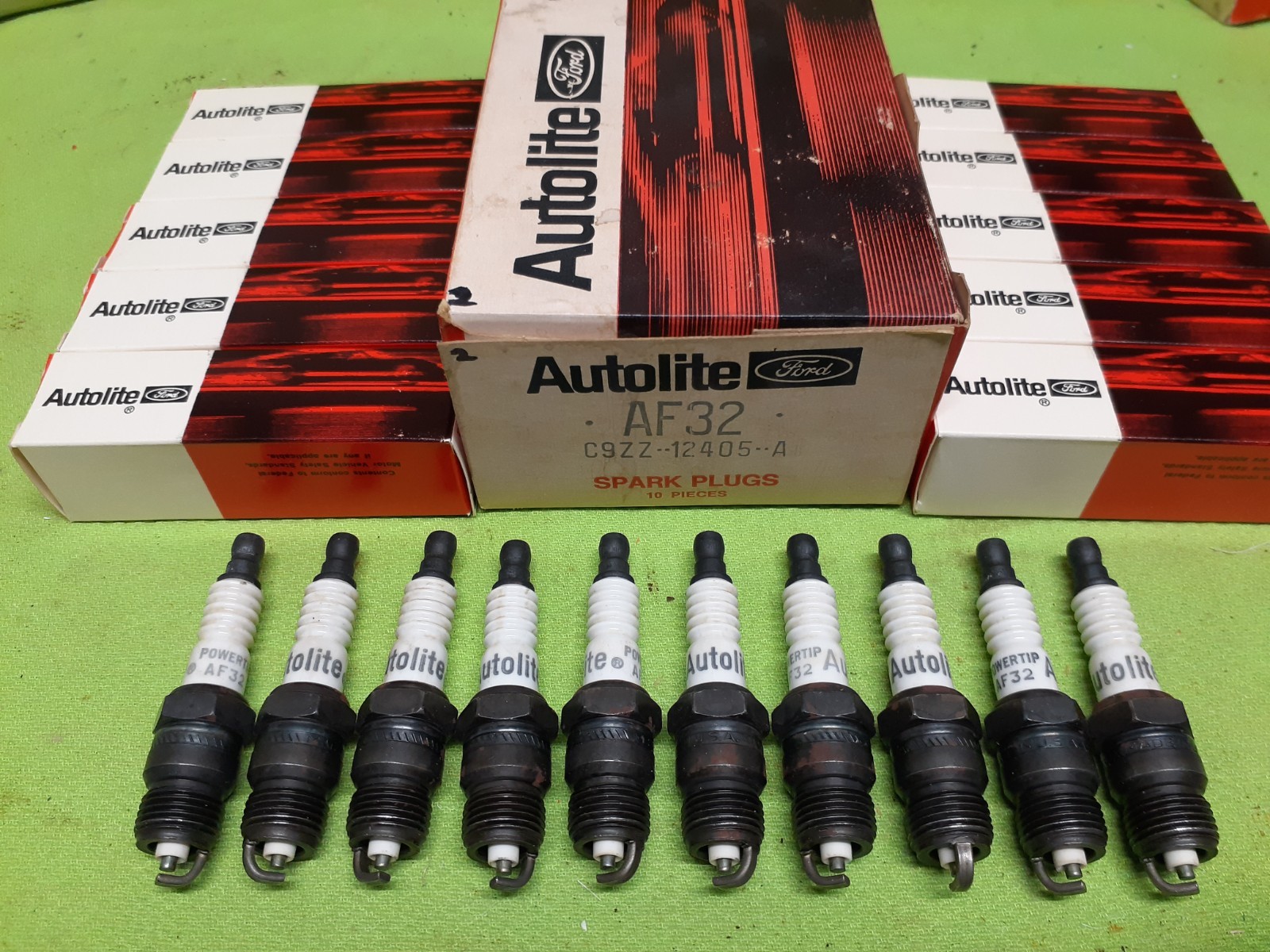NOS Autolite Spark Plugs AF32 Ford Hi-Po