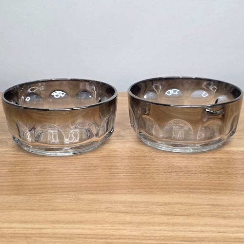 Vintage 1970's Arcoroc Thumbprint Bowls Mercury Silver Color Rim Set of Two - Imagen 2 de 11