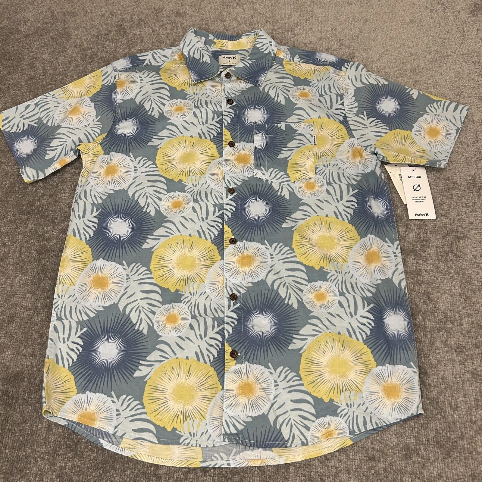Hurley Shirt Mens Small Blue Yellow Floral Hawaiian Stretch Button Up Casual NEW