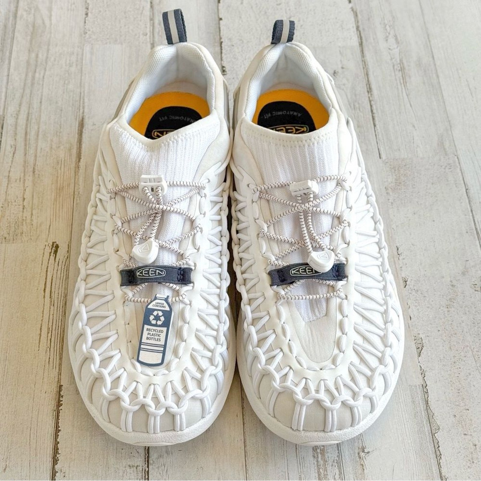 Sneakers Keen Uneek SNK Bungee Cord da donna nuove con etichette taglia 9 5 scarpe bianco panna