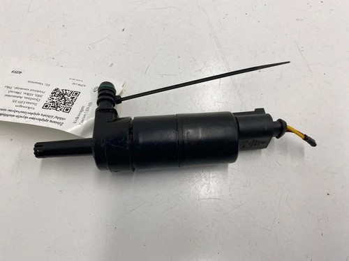 VW TOURAN 1T1, 1T2 Scheinwerferwaschmotor 3B7955681 1.99 Diesel 103kw 33274811