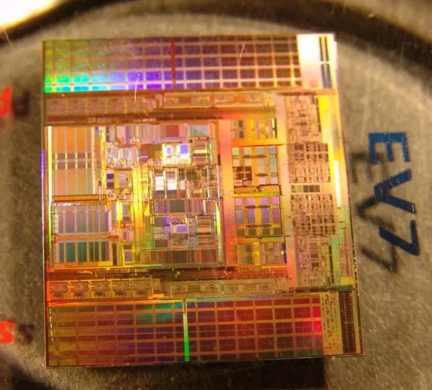 Digital Alpha 21364 EV7 - zwei Ausführungen (Compaq + HP) inkl. EV7-Die - selten - Bild 4 von 4