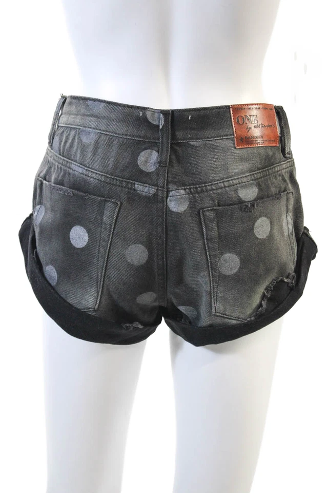 Pantalones cortos de tiro bajo a lunares de mezclilla negros talla 22 One by One Teaspoon para mujer Foto 3 de 4