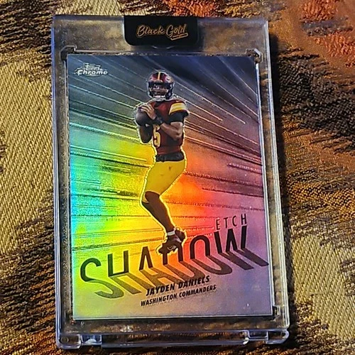 2025 Topps Chrome Jayden Daniels Base (RAW)