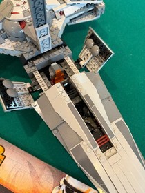 LEGO Star Wars: Sith Infiltrator (75096), Instructions Included