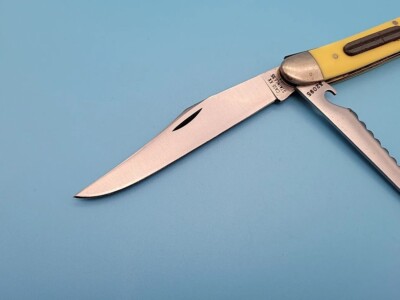 Case XX USA 32095 Fisherman's Pocketknife Dated 1977 - Hook