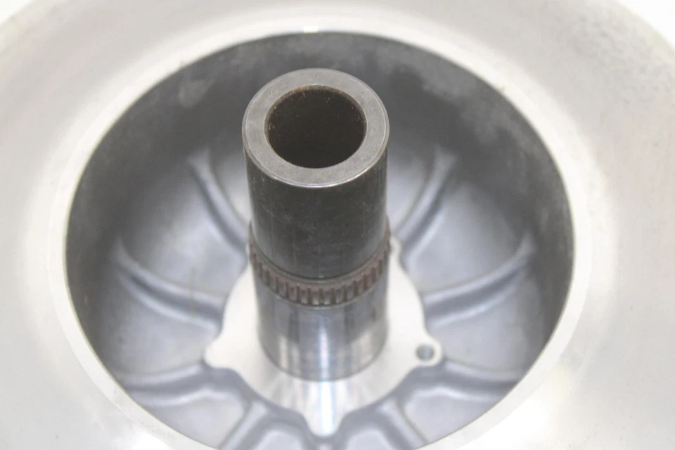 06 Polaris Switchback 600 Ho Oem Fixed Secondary Clutch Sheave 1322368 SP188 - Image 3 of 4