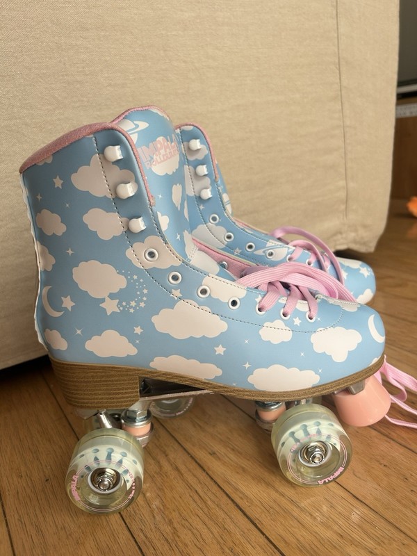 New with box Impala LE Rollerskate Blue Cloud Print Skates Size women’s 10