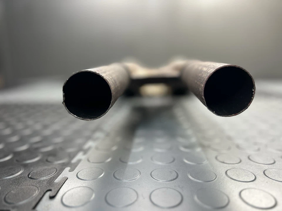 LEXUS GS350 2013-2015 ESCAPE TUBO MEDIO RESONADOR MONTAJE OEM Foto 2 de 4