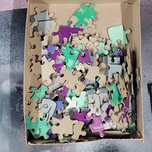 1992 Batman and Catwoman Golden 100 Piece Puzzle DC Comics New In Box - Picture 2 of 2