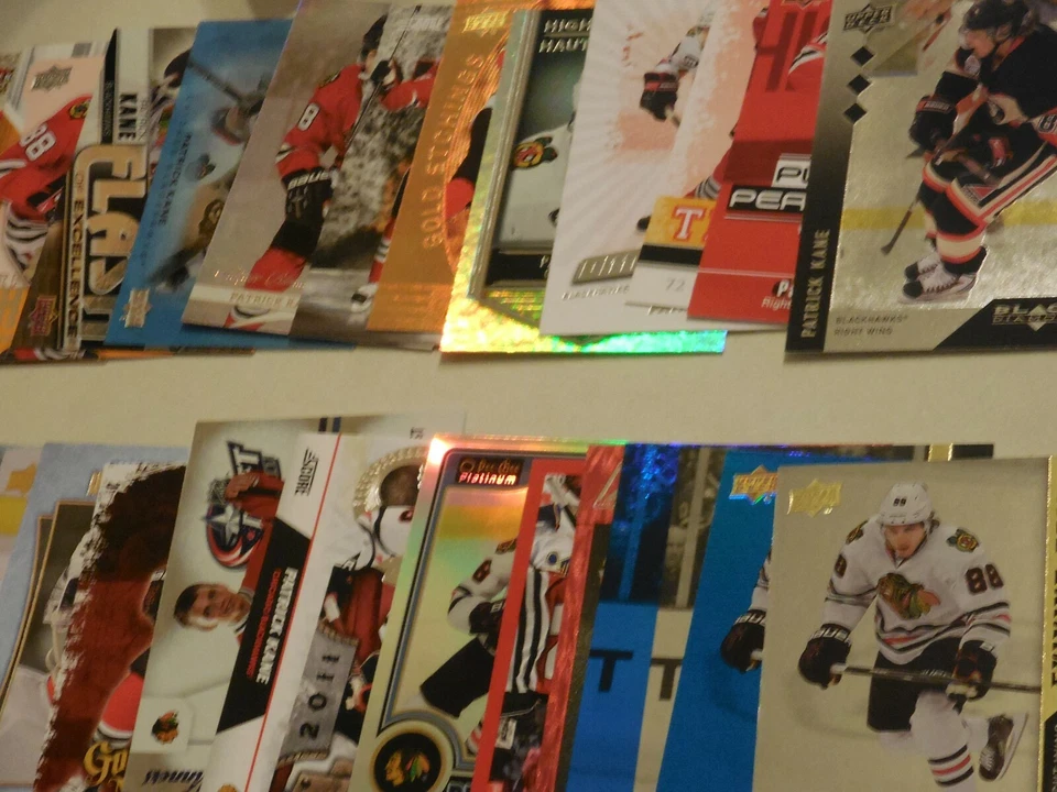 Patrick Kane hockey cards U PICK - Image 3 of 3