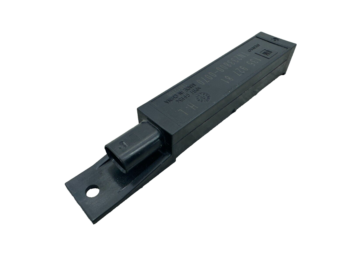 2019-2023 CADILLAC XT4 LEFT SIDE KEYLESS ENTRY ANTEENA MODULE 135