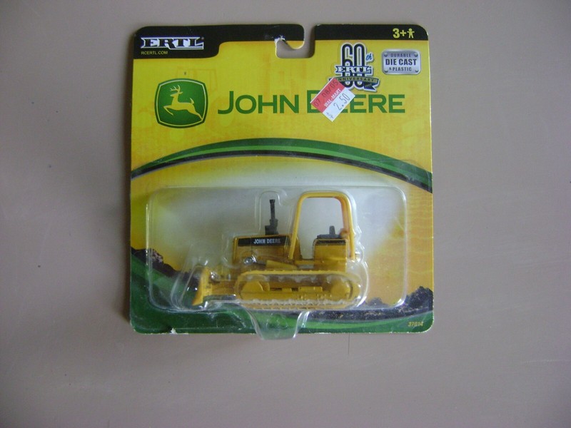 Ertl John Deere Tractor with Blade (Bulldozer)