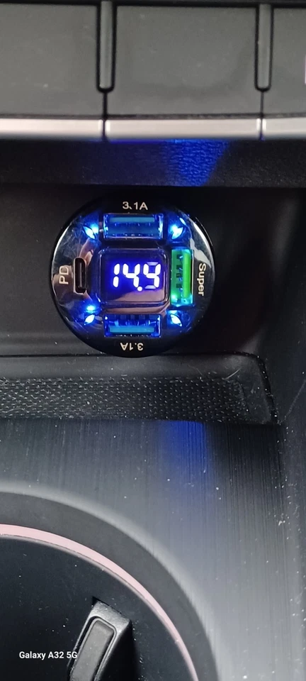 Auto Ladegerät USB-C USB A Zigarettenanzünder Ladeadapter KFZ Schnell-Ladegerät - Bild 3 von 4