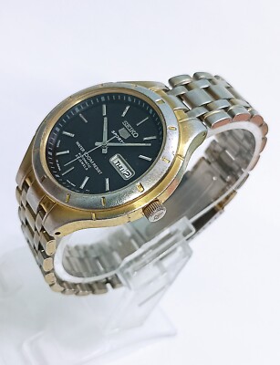 Vintage SEIKO-5 SPORTS Automatic Day & Date 23-Jewels Japanese