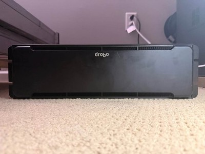 Drobo B1200i - 12-Bay Storage Array NAS   Powers On
