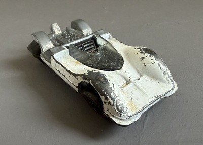Vintage 1968 Hot Wheels Redline  Chaparral 2G  White Black- Original Owner