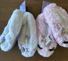 Claires Unicorn Youth SM/MD Slippers, Soft Plush