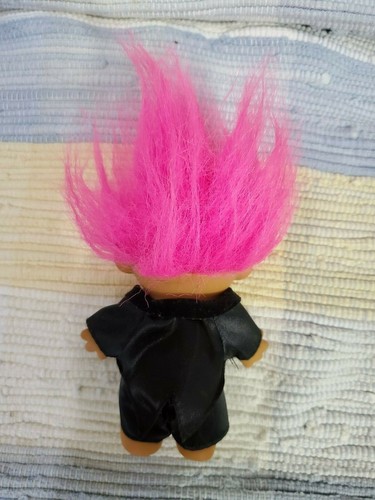 Russ Berrie Troll Kids Doll #18316 Groomsman Pink Hair - Picture 2 of 3