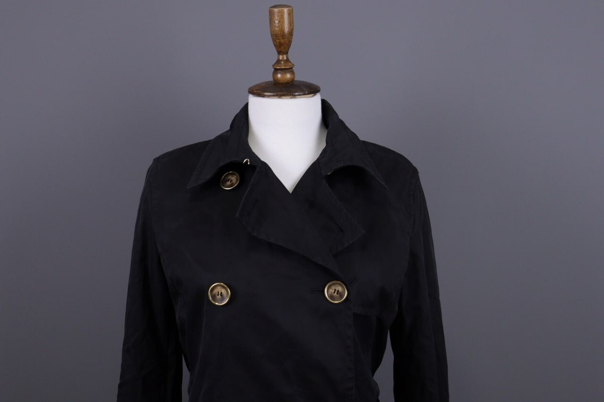 ジャケット Weekend Max Mara Black double-breasted coat with belt WEEKEND MAX MARA Black Double Breasted Belted Trench Coat